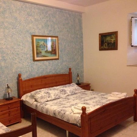 B & B Leonard Acqui Rome Buitenkant foto