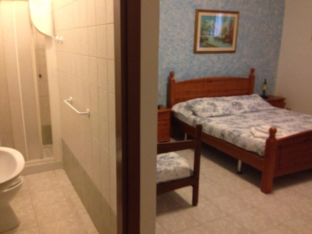 B & B Leonard Acqui Rome Buitenkant foto