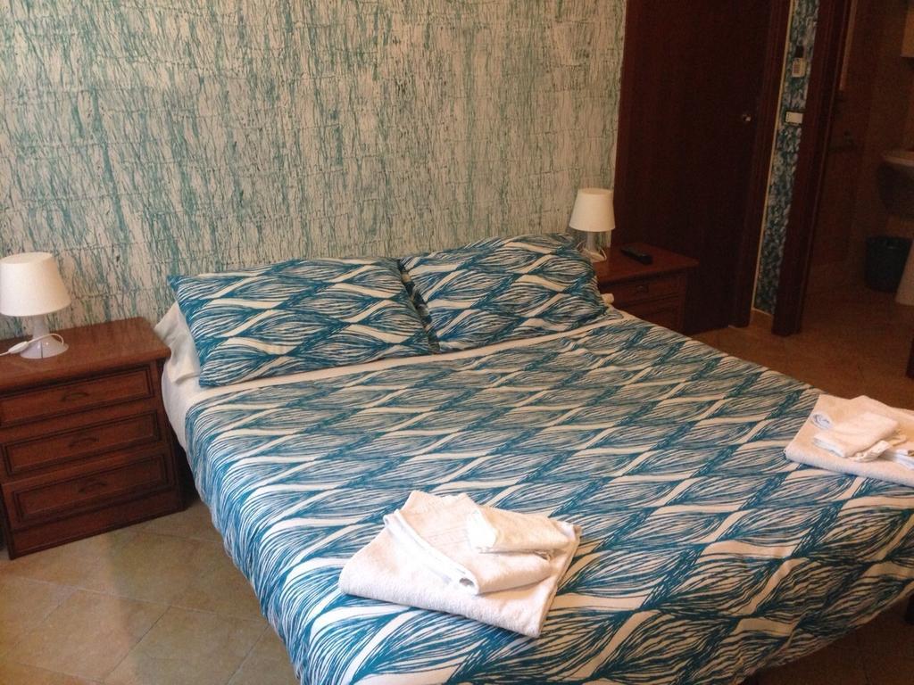 B & B Leonard Acqui Rome Kamer foto